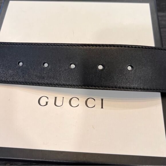 Gucci Black Marmont Leather Belt with Gold Buckle 75/30 - Picture 3 of 5